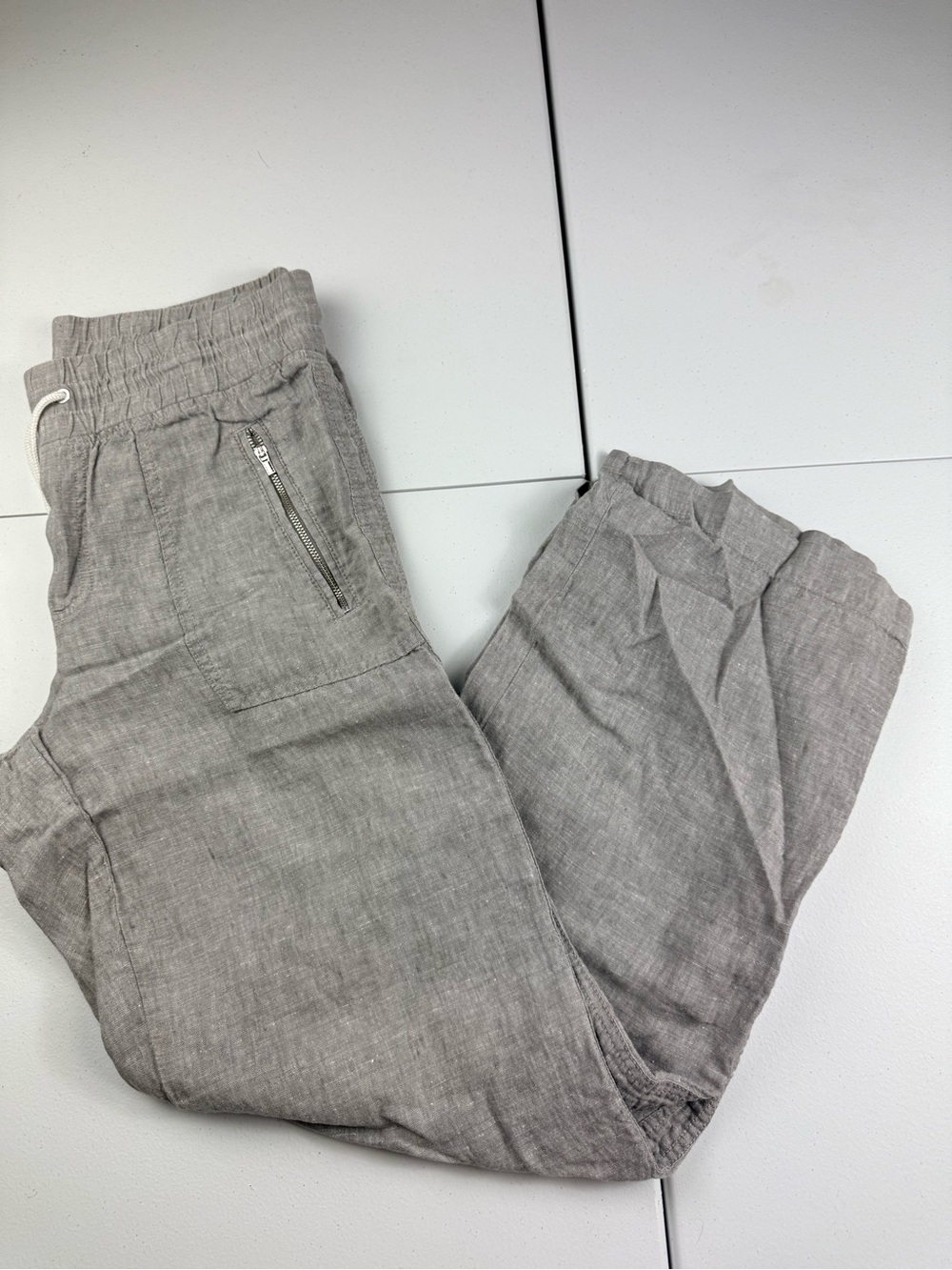 Athleta women’s Gray Linen Pants